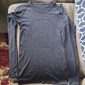Lululemon Athletica Swiftly Tech Gray Long Sleeve Knit Top Size 6